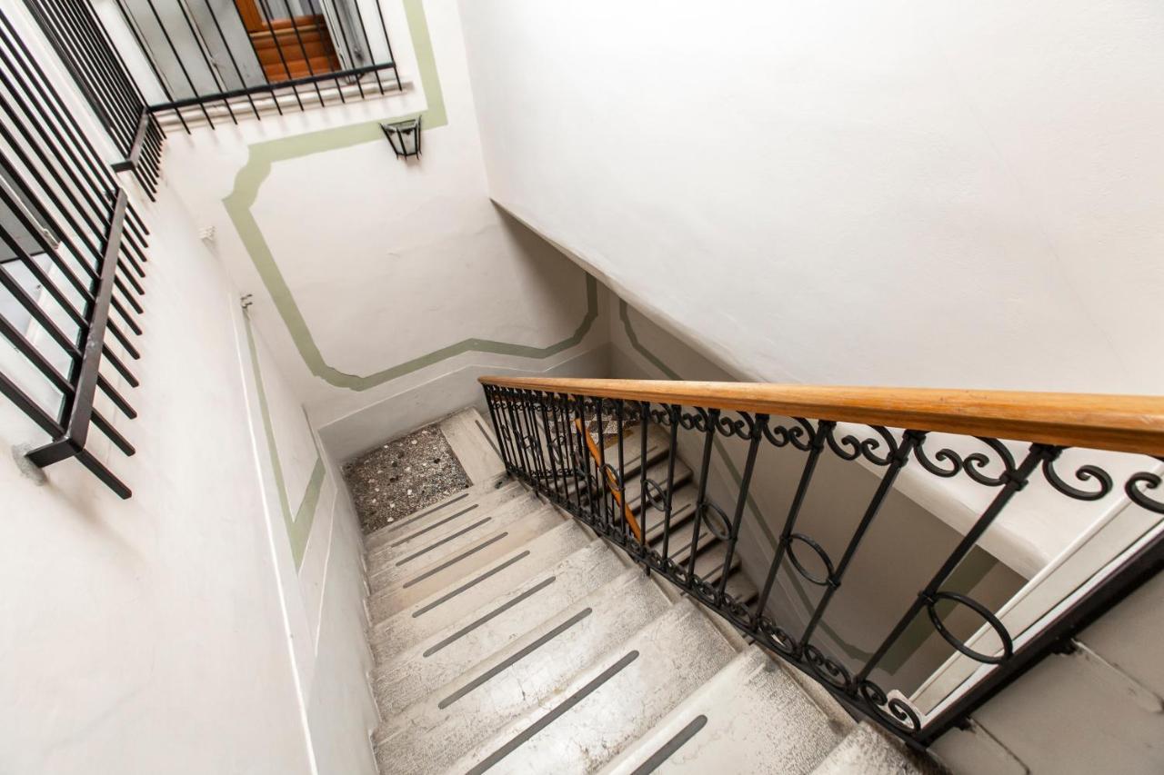 Apartmán San Pantalon Luxury Penthouse R&R Benátky Exteriér fotografie