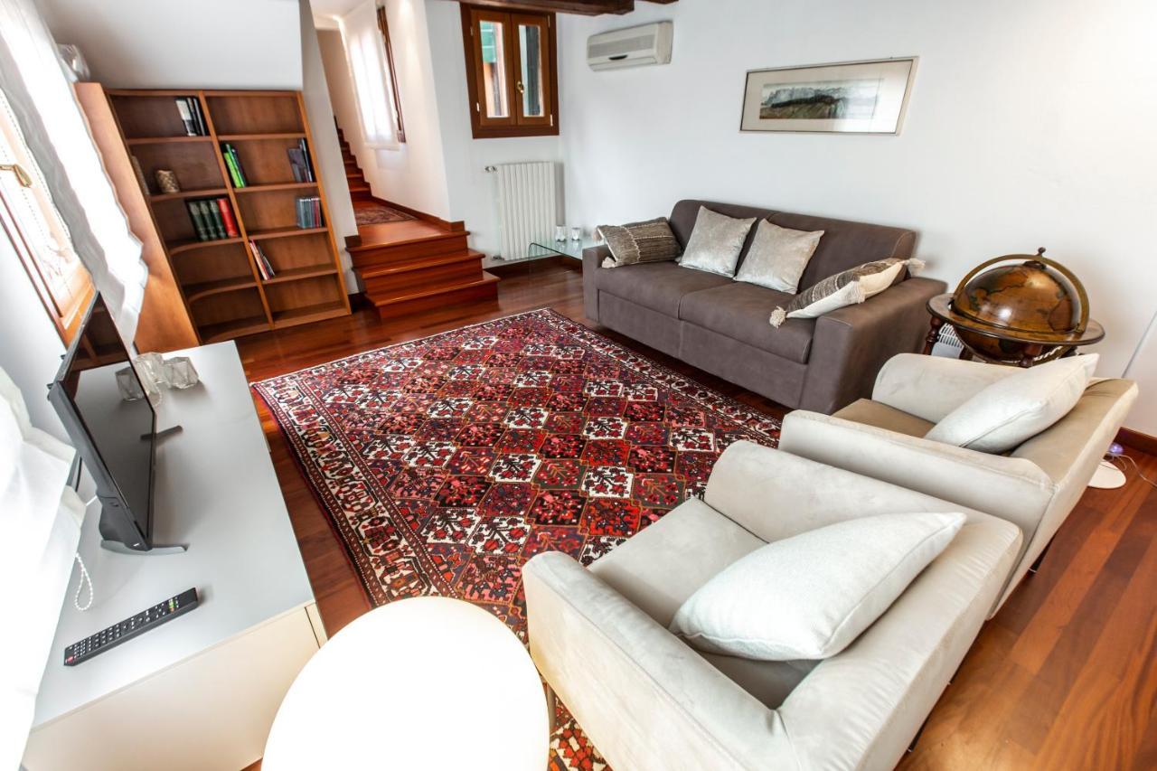 Apartmán San Pantalon Luxury Penthouse R&R Benátky Exteriér fotografie