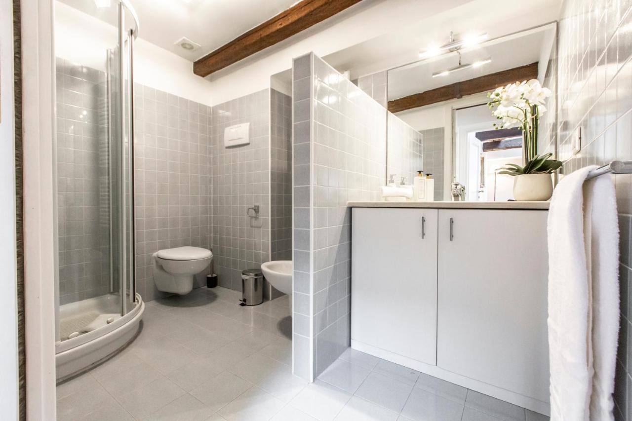 Apartmán San Pantalon Luxury Penthouse R&R Benátky Exteriér fotografie