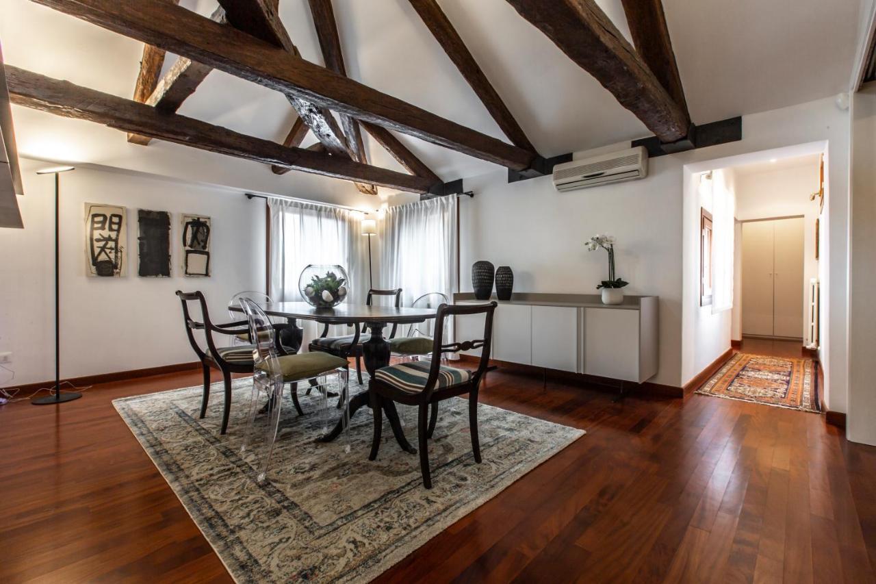 Apartmán San Pantalon Luxury Penthouse R&R Benátky Exteriér fotografie