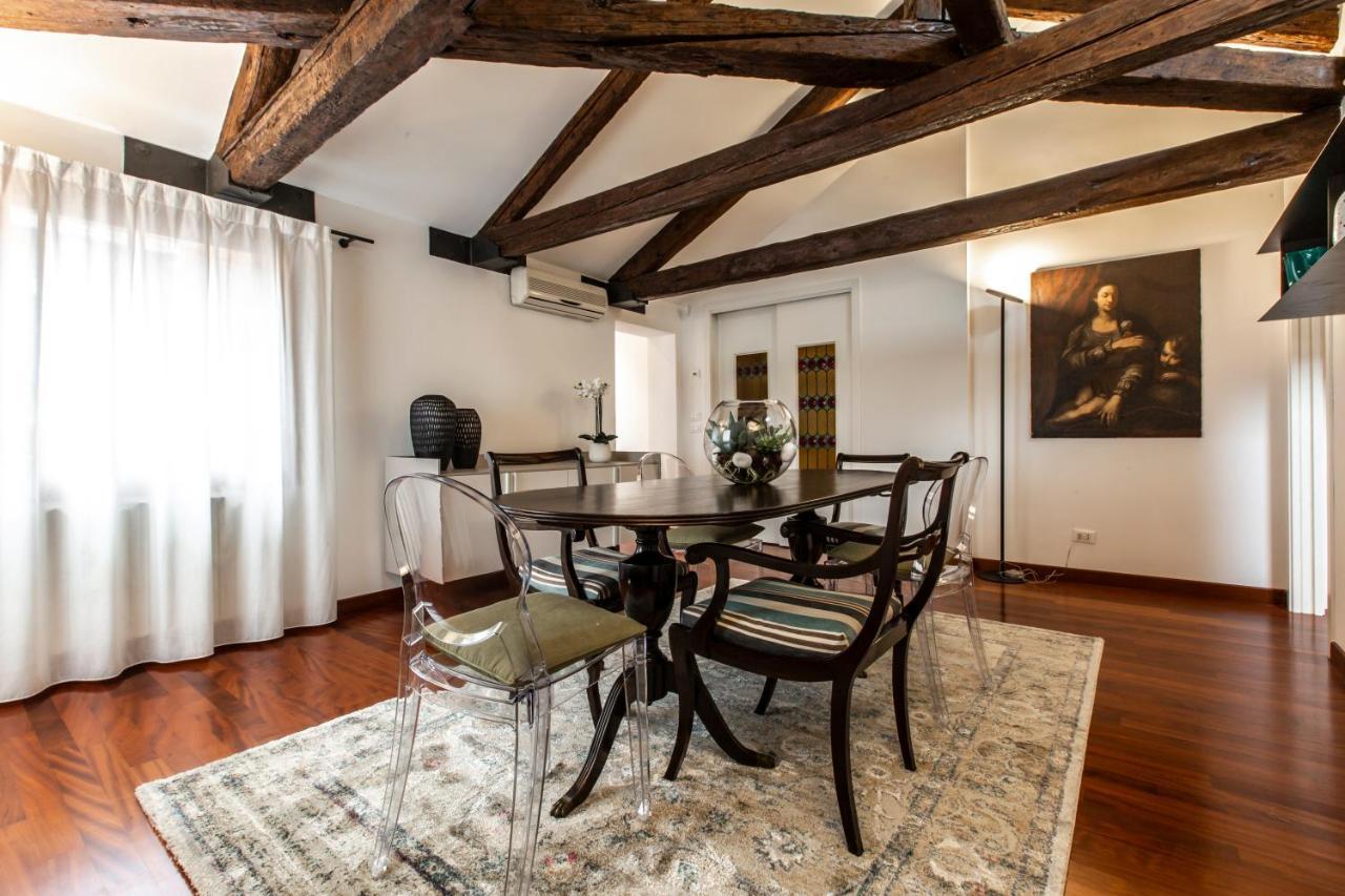 Apartmán San Pantalon Luxury Penthouse R&R Benátky Exteriér fotografie